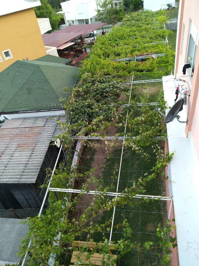 Apartments Music Sutomore Exterior foto